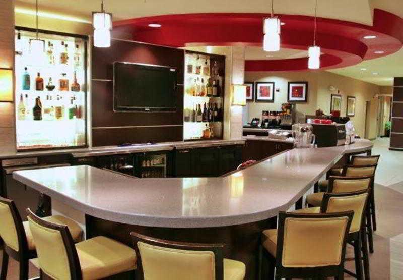 Springhill Suites By Marriott Pueblo Downtown Экстерьер фото