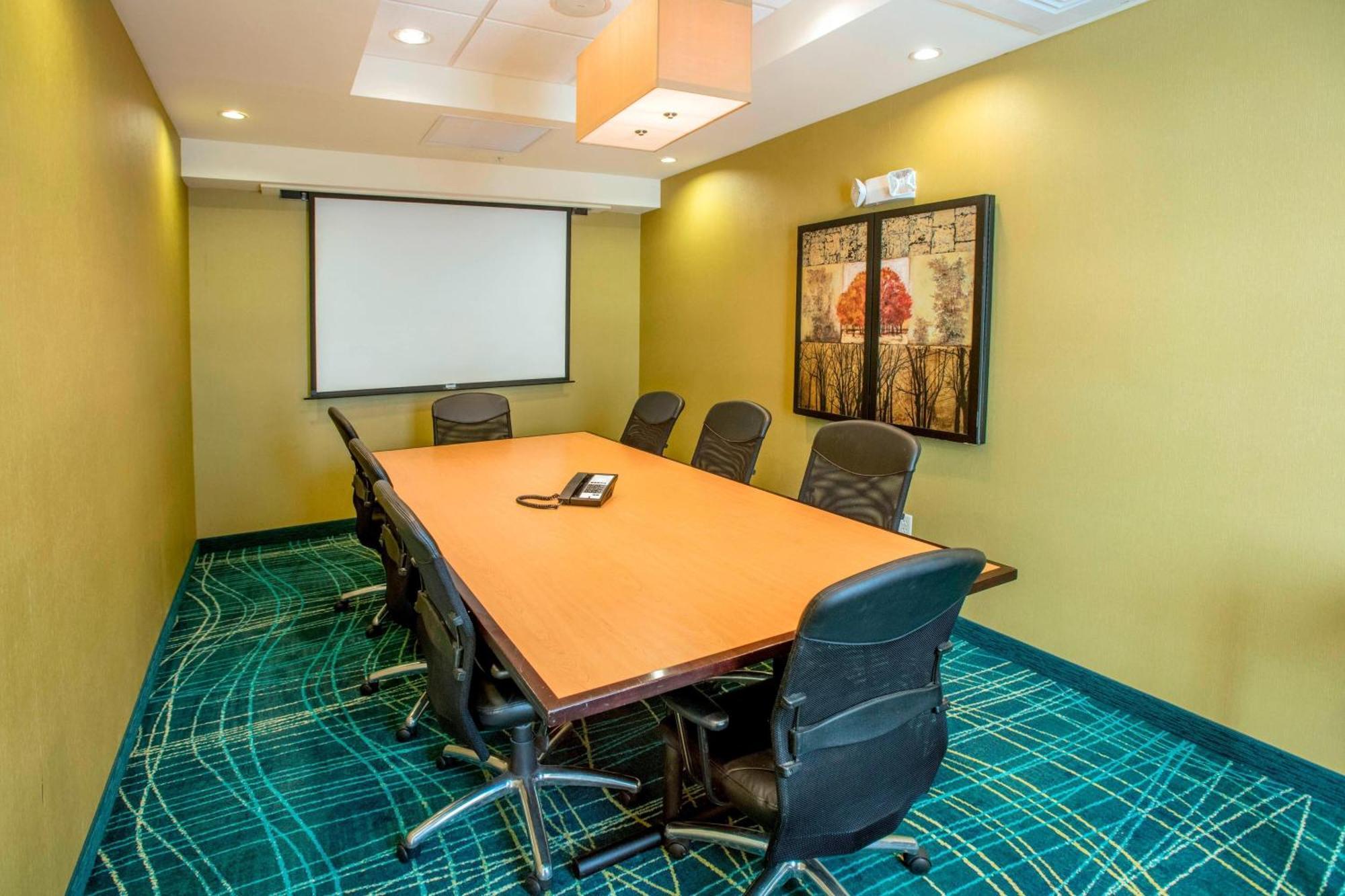 Springhill Suites By Marriott Pueblo Downtown Экстерьер фото