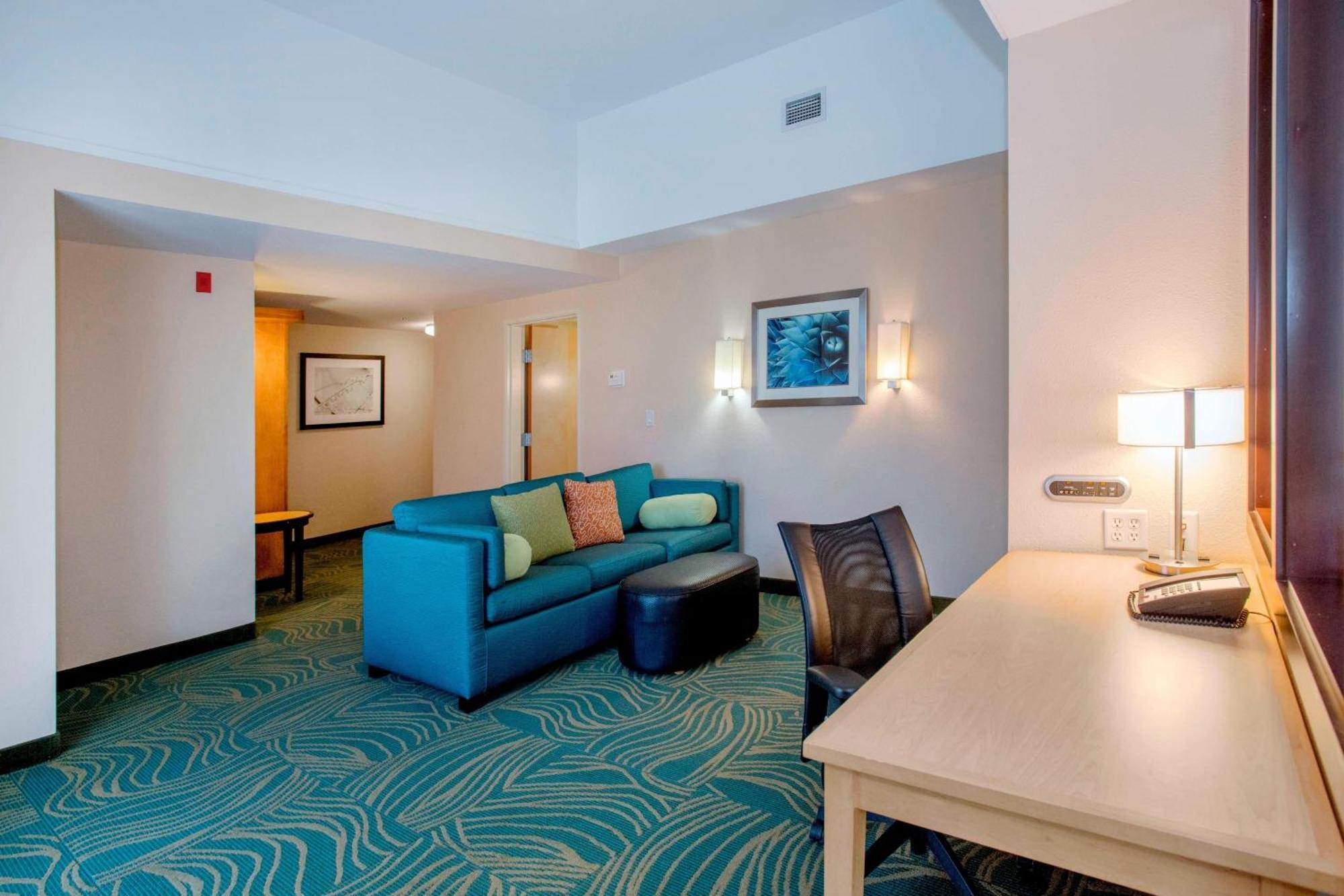 Springhill Suites By Marriott Pueblo Downtown Экстерьер фото